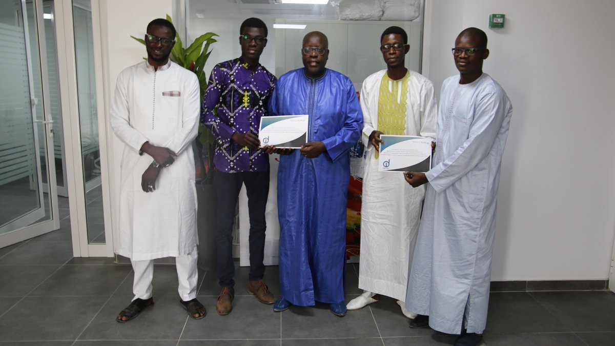 Manucreateur's tweet photo. #top4for2019
1 Signature convention de partenariat @innov_digital & @Manucreateur
2 Lancement de @sunucvideo : la première plateforme de CV VIDEO au #Senegal
3 Organisation du jury Master au centre Sénégalo-Allemand
4 @Manucreateur partenaire du @DkrDigitalShow #DDS4 https://t.co/vwYJikgYIW