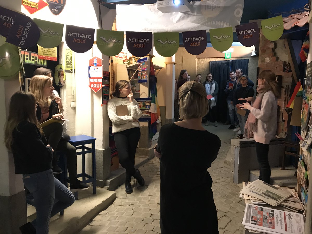 EDU_EhB's tweet photo. “Studenten Bachelor Lager Onderwijs (3) krijgen inzicht in de gevolgen van de klimaatverandering voor gewone Bolivianen tijdens een OXFAM inleefatelier (Brussel)” https://t.co/WsecF4vrwQ