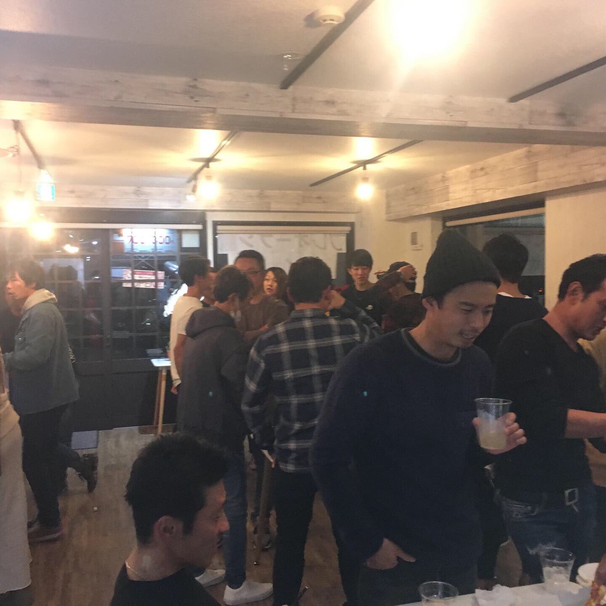 SEALLY18's tweet photo. 先週末開催されたレセプションパーティー

オープンに携わって頂いた方や昔からお世話になっている方を招き開催させて頂きました。

2日間で約70名参加して頂き、大盛況で終える事ができました。

本当にありがとうございました。

今後もスタッフ一同力を合わせて頑張ります。
宜しくお願い致します。 https://t.co/0hoKlqlBdU