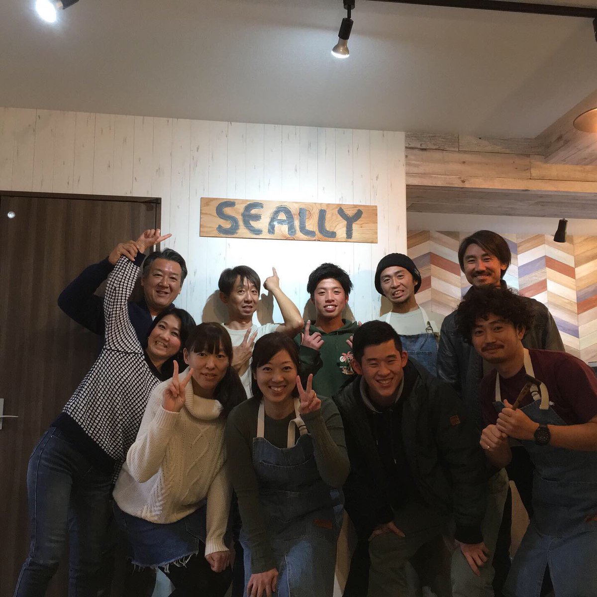 SEALLY18's tweet photo. 先週末開催されたレセプションパーティー

オープンに携わって頂いた方や昔からお世話になっている方を招き開催させて頂きました。

2日間で約70名参加して頂き、大盛況で終える事ができました。

本当にありがとうございました。

今後もスタッフ一同力を合わせて頑張ります。
宜しくお願い致します。 https://t.co/0hoKlqlBdU