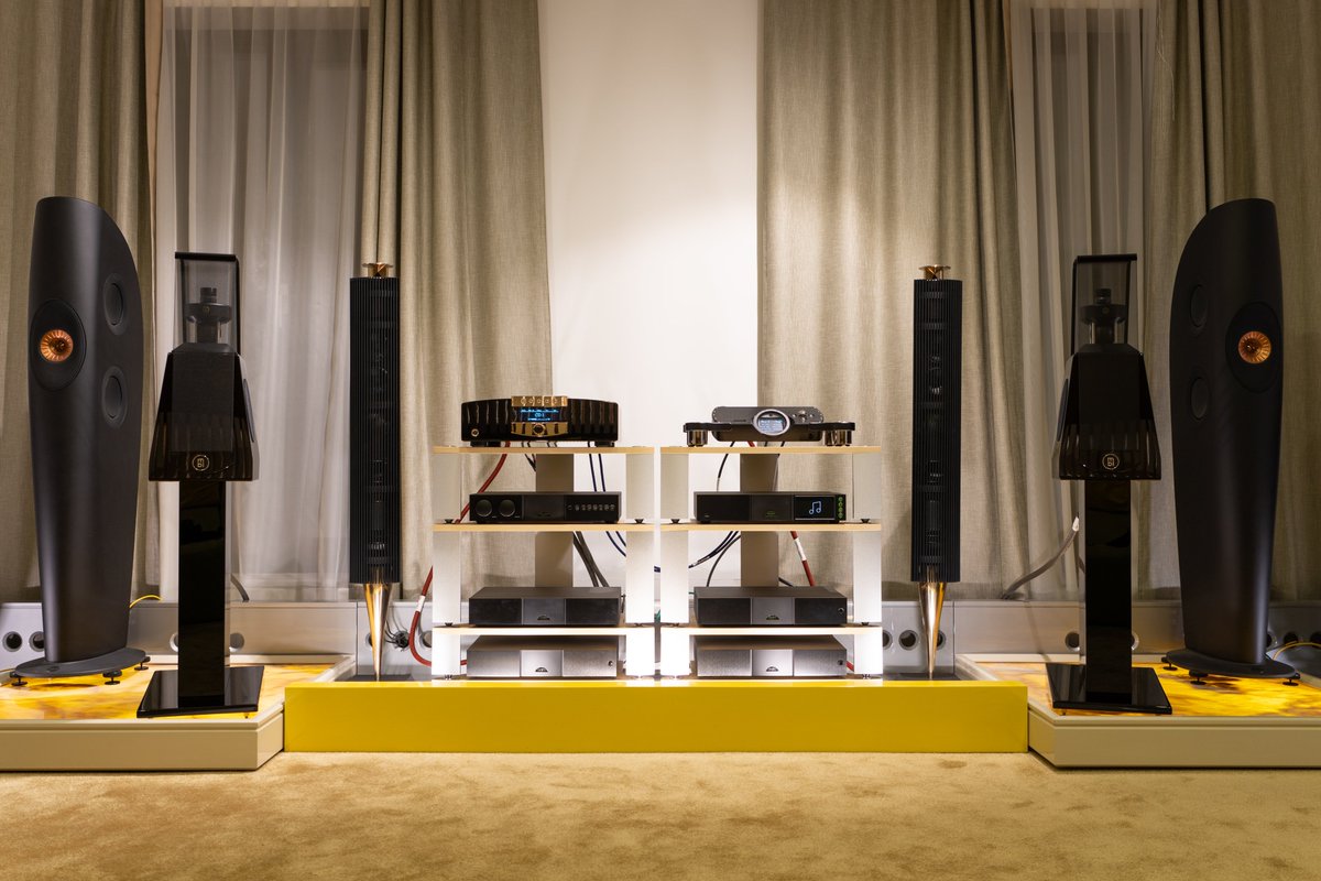 mbl omnidirectional speakers