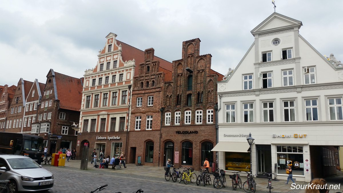_SourKraut_'s tweet photo. #AmSande just one of many streets in #Lüneburg showcasing beautiful brick gothic architecture...🇩🇪
Find out more @ https://t.co/rY2ncE0DYH
#Germany #Travel #WednesdayMotivation #WednesdayThoughts #follo4folloback #followback #travelphotography #Citybreak https://t.co/hfqKMPULkY
