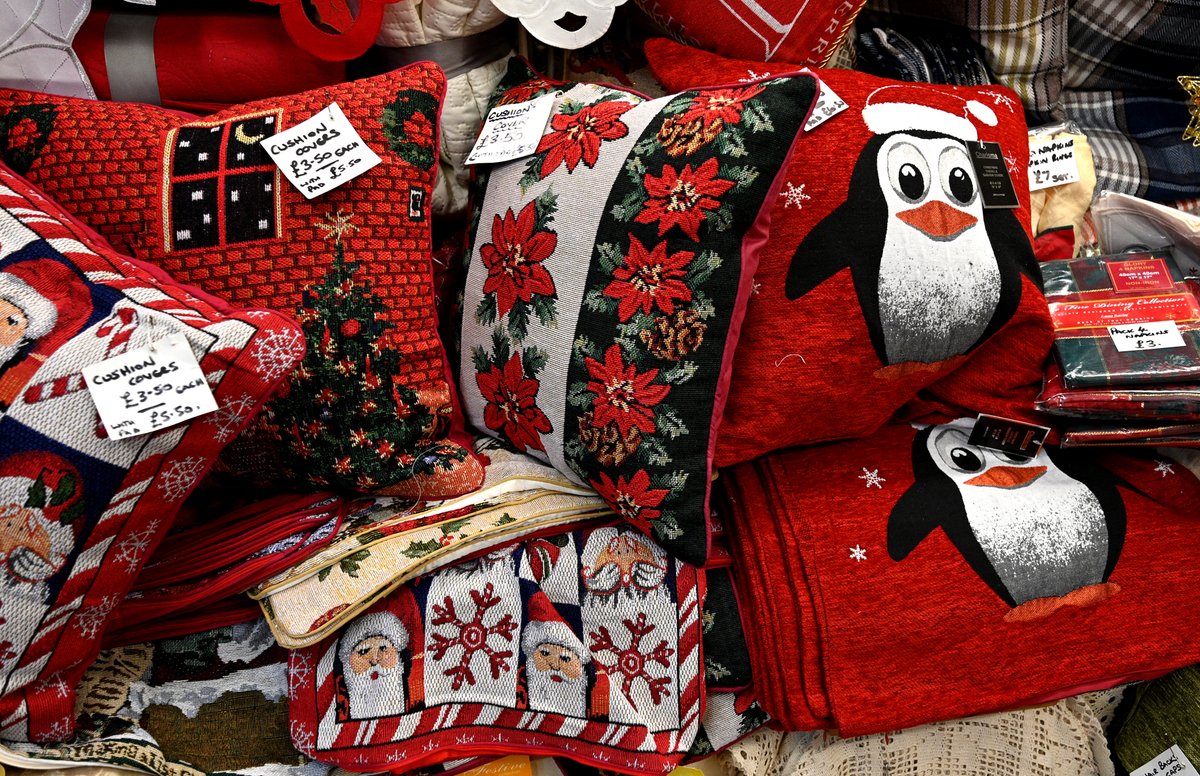 DurhamMarkets's tweet image. Clark's Linen and Lace, on the Market Hall entrance ramp, is full of Christmas. Come in for decorations, cushions, table runners, hand towels, tea towels … and so much more! Treat yourself, or pick up lovely gifts! #xmasshopping #lovexmas #lovedurham #lovedurhammarkets