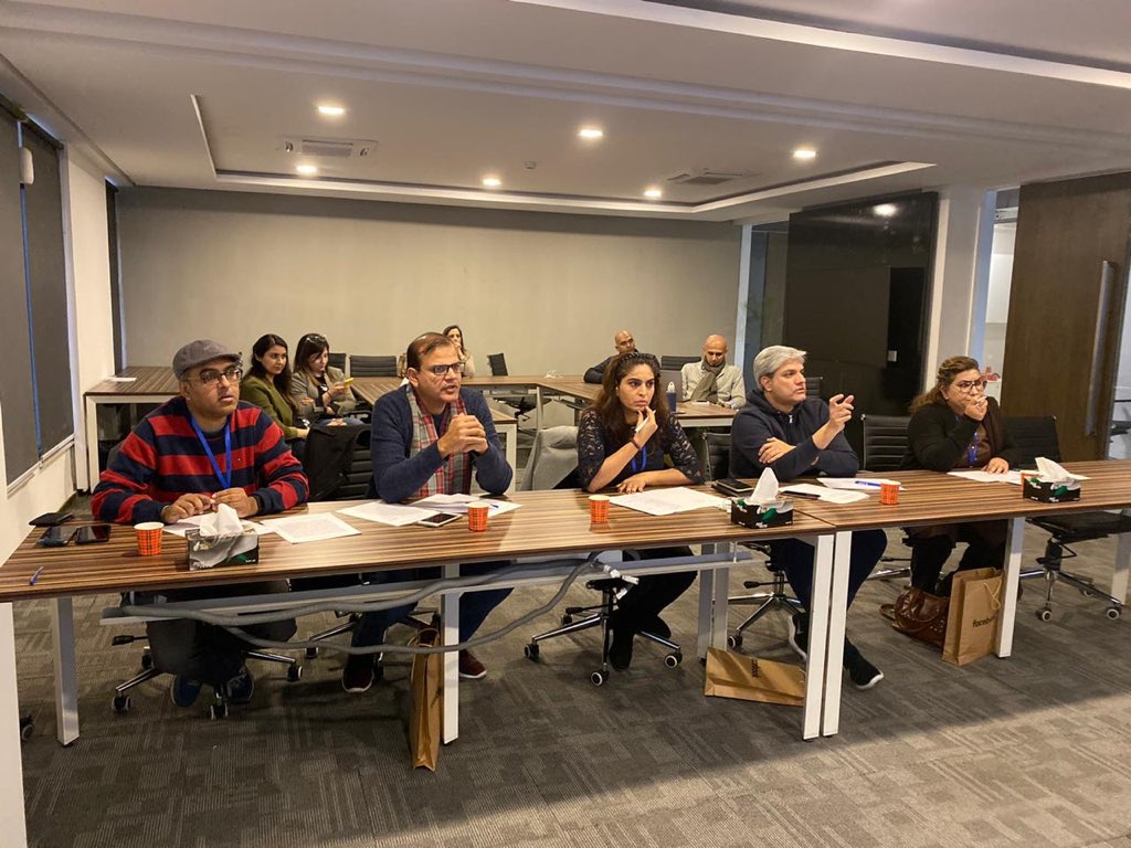 Invest2Innovate's tweet photo. i2i, in partnership with @Facebook, @Ehsaas_Pk and Centre for Social Entrepreneurship, hosted a Malnutrition Design Campaign Hackathon at the National Incubation Center.
#StopStunting #MissionNutrition #EhsaasHacks https://t.co/AvZttU5Qzd