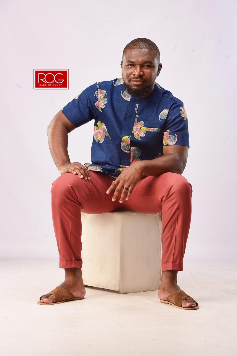ragsofglory's tweet photo. Day party β
Garden wedding β
Barbeque β
Weekend fitβ
Style it up anyway you want
βββββ
ToΒ order / enquiries: +233 558 185 816/ +233 573 166 244 call / whatsapp
#yearofreturn #Ragsofglory #lifestyle #blackmenwithstyle #fashion #mensfashion #dapperman #dressshirts https://t.co/rGQNWjusBn