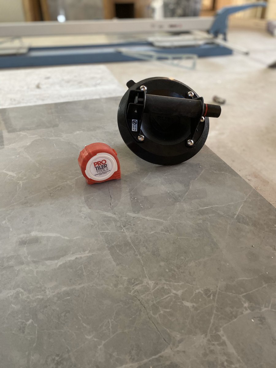 proftiling's tweet image. Trying out the Rubi Vacuum SC-200 ..... should make this installation of 1500x750s a lot easier ! @Rubi_UK_IRE @ProTilerTools @SigmaUK1