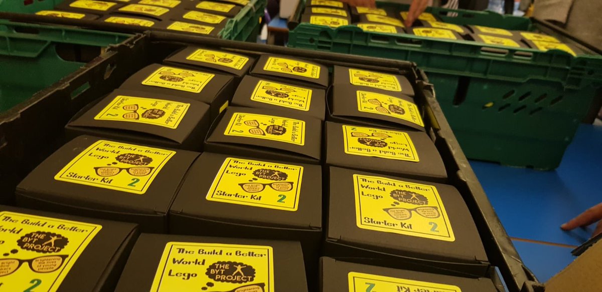 BYTProject's tweet image. They’re ready to go! 1500 Lego starter kits all done in time for #Christmas🎄 Thanks to our amazing team 👏🏻 Find out more gofundme.com/f/039build-a-b… @gofundme @GoFundMeUK @LEGO_Group #buildabetterworld #bytproject