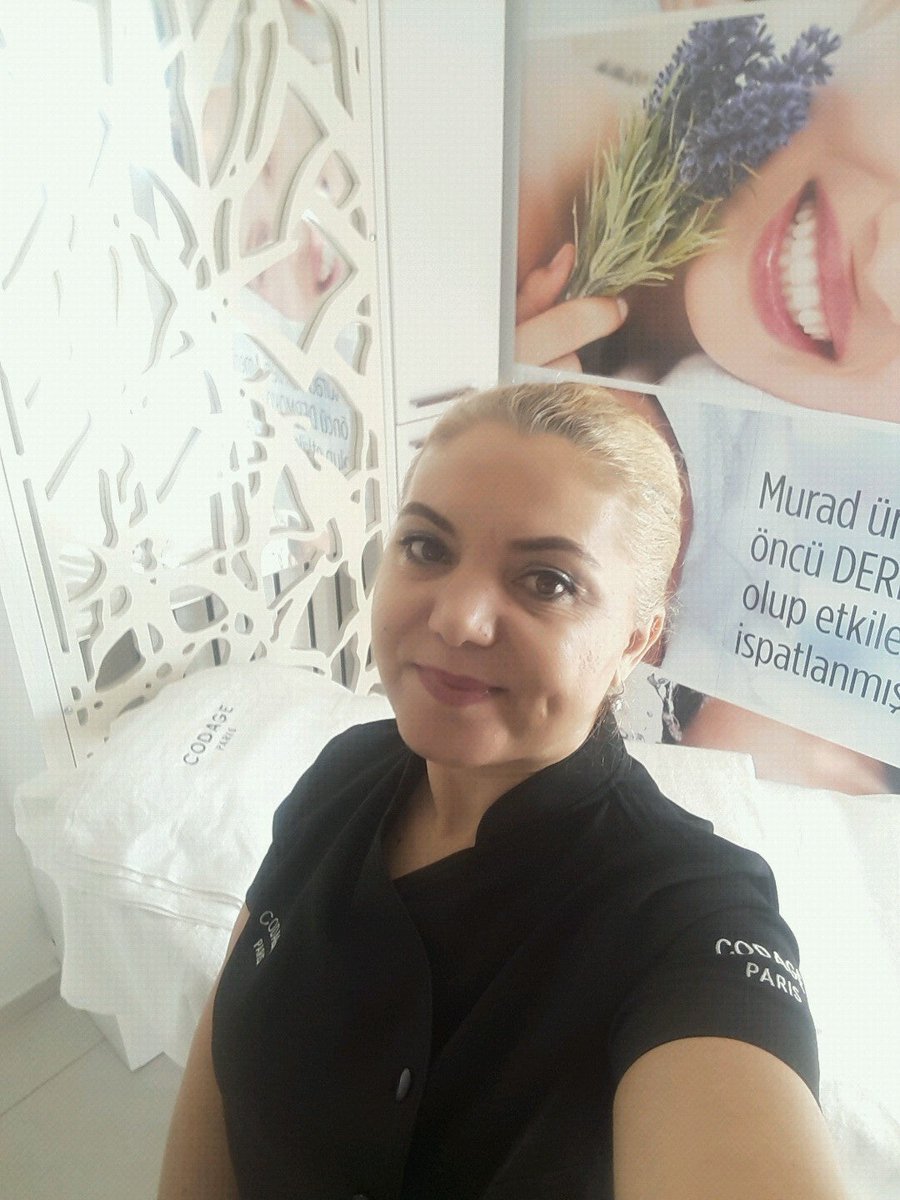 nurten_zbek's tweet photo. Yine günlerden #codageparis ve güzellik 😊😎 (@ Doğa Eczanesi - Ulus in İstanbul, ULUS Türkye) https://t.co/YPXjDzekNM https://t.co/epduu4YkR8