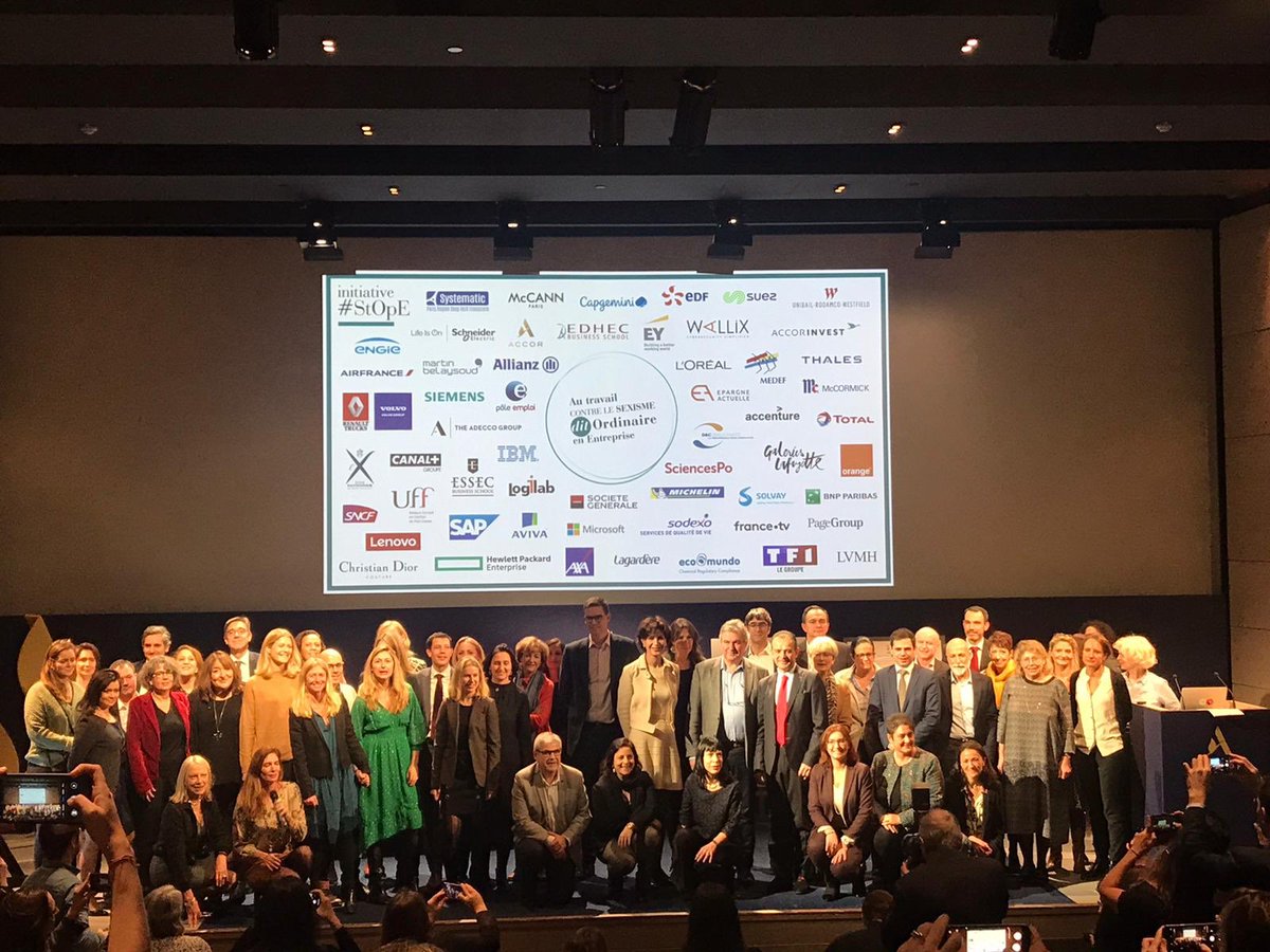 FranceTravail's tweet photo. Information, formation, prévention &amp; tolérance zéro ✍️ @pole_emploi poursuit sa lutte contre le sexisme au travail en signant les engagements de l'initiative #StOpE aux côtés de nombreuses entreprises engagées 👉 https://t.co/BBhVlKv2oL https://t.co/dWCYwKQ9Eq