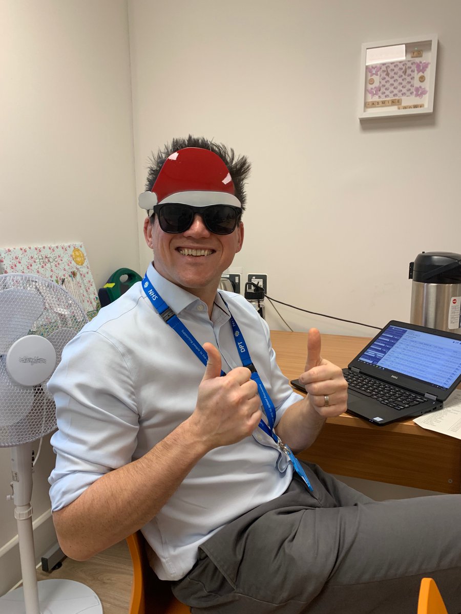 Merry Christmas from our #MBU &amp; #Outreach Consultant <a href="/LaurieWindsor/">Laurie Windsor</a> 🎅🏻🎅🏻🎅🏻 More festive wishes from Jasmine Lodge 🎄🎄🎄