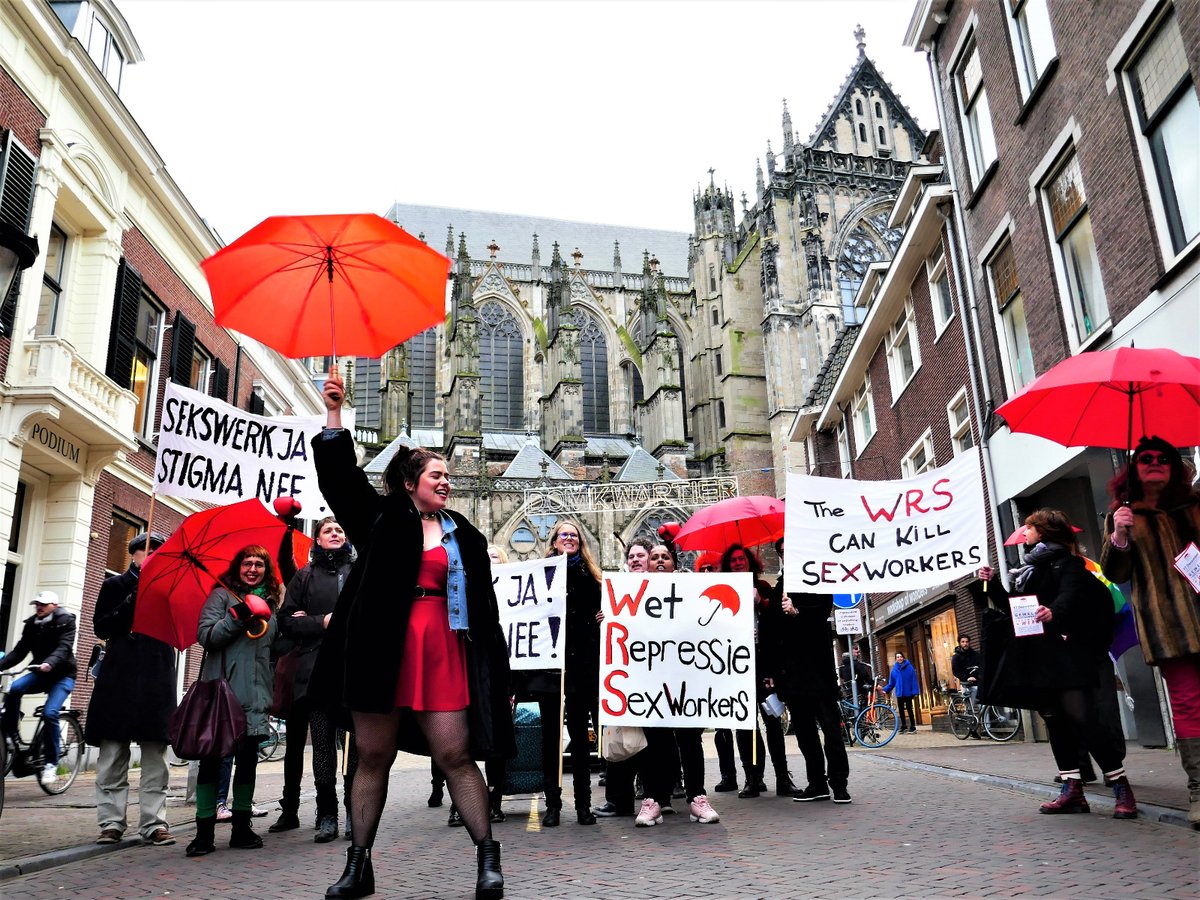 PROUDnl's tweet image. Yesterday, at the #IDTEVAS we protested in Utrecht.