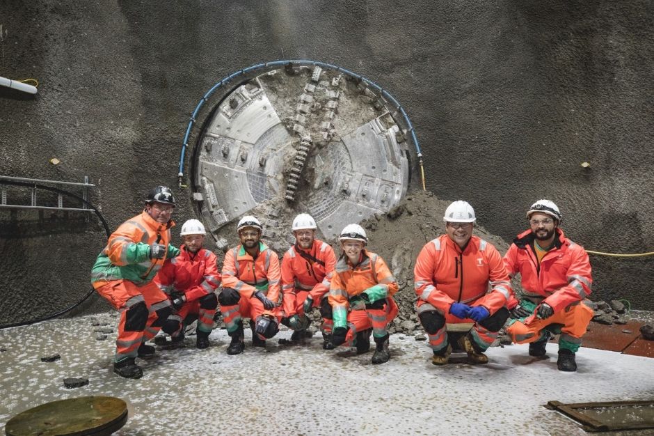 Great breakthrough video!

“Engineers building a 25km super sewer in London have reached a significant milestone after one of the project’s giant tunnelling machines broke through the ground to complete a section of tunnel.” buff.ly/2WsfH68

#engineering #CivilEngineering