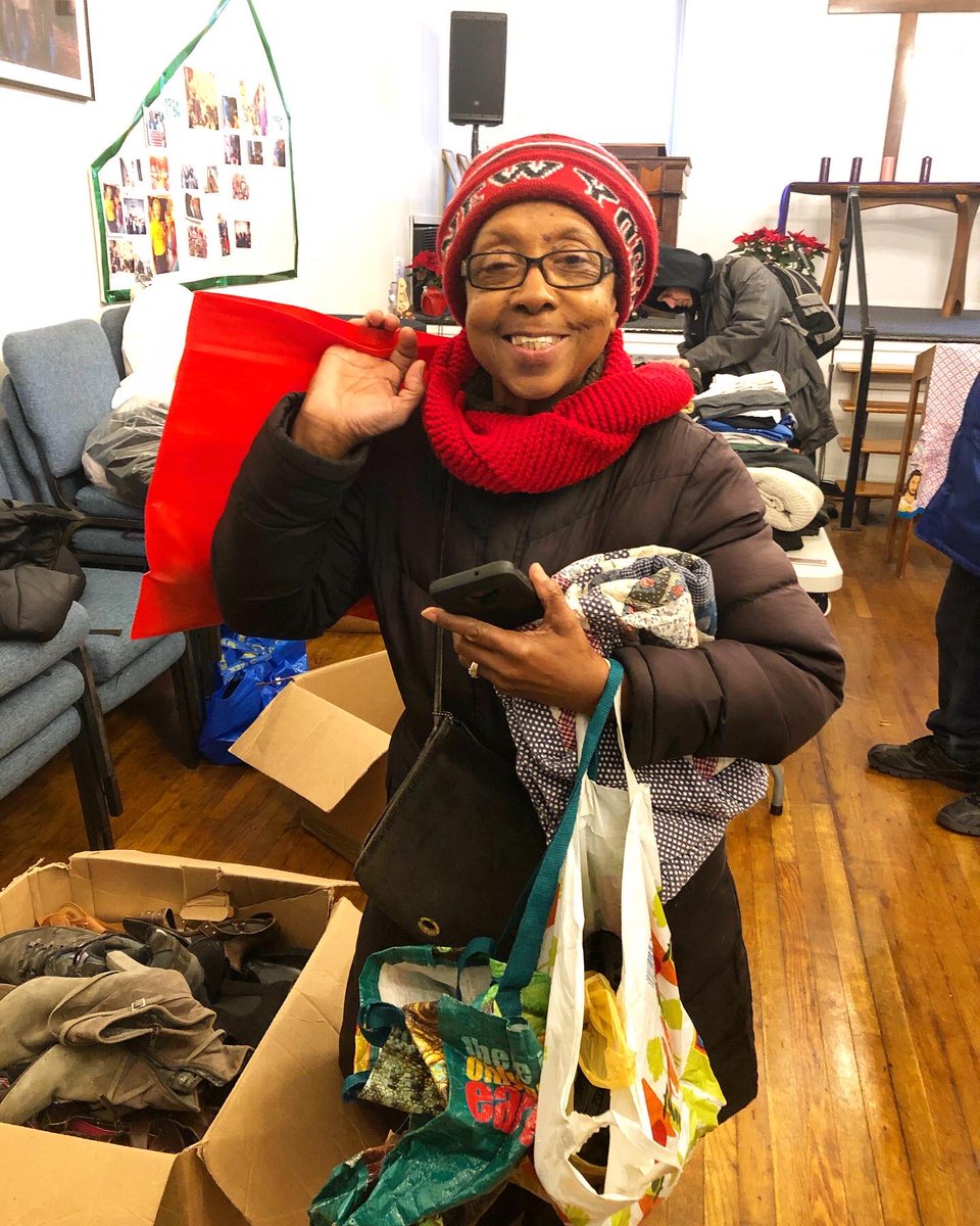 uocnyc's tweet photo. Thanks to our friends at #Derris for their donation of hygiene kits for our guests! From @BOMBAS socks to deodorant to a toothbrush — they made this Wednesday a little more special for dozens of people! #dignityliveshere https://t.co/eSRd67emZ4