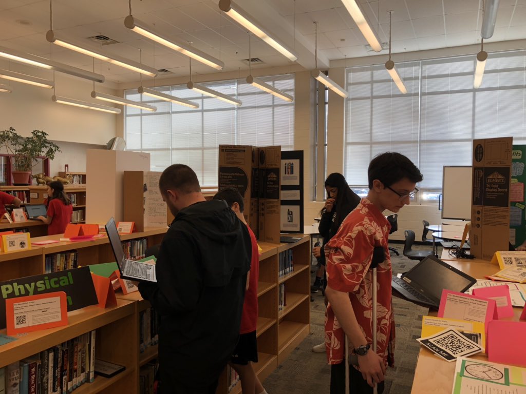 mad_library's tweet photo. Exploring the dimensions of health #HPE9healthfair #FCPSPOG #communicator https://t.co/0iJBsyep4b