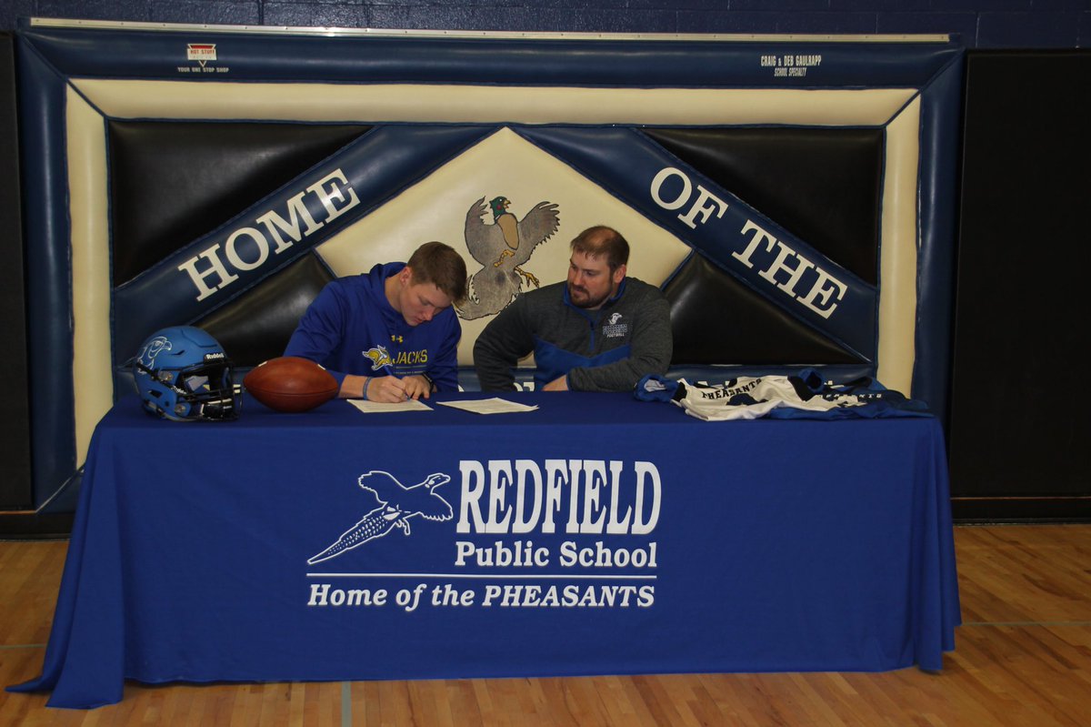 BalounKristin's tweet photo. Congratulations  @maxbaloun  on signing a letter of intent to play football for the SDSU Jackrabbits! We are so proud of how hard you have worked to accomplish this. Can’t wait to continue to watch you play the sport that you love!🏈💙💛 #proudmom https://t.co/9gpkTbnsvm