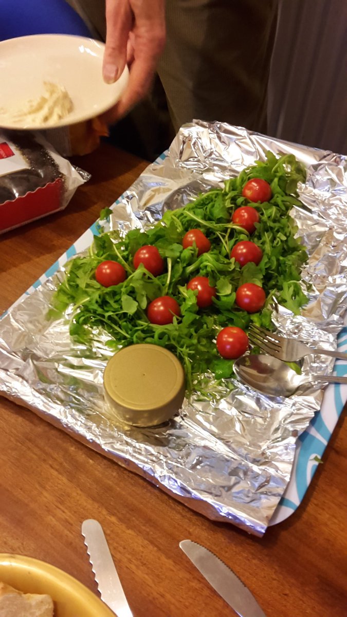 CAFODLeeds's tweet image. A #christmastree shaped salad at our last #CAFOD #sharedlunch of 2019. We look forward to welcoming volunteers in the new year to many more meet ups #support #volunteers #dioceseofleeds #comingtogether #livesimply #sharing #salad