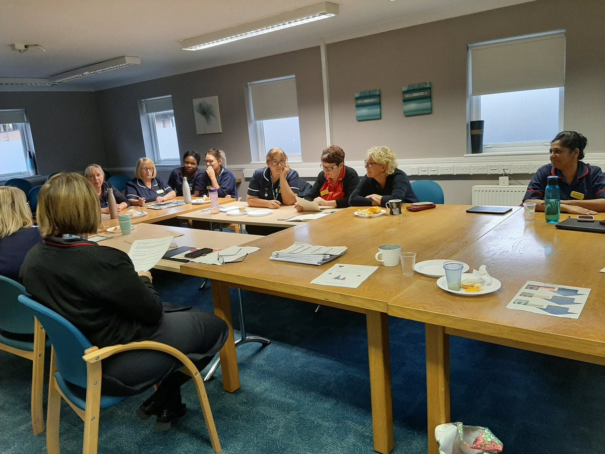 SarahDodds8's tweet photo. Christmas Quiz @WestonNHS      #wardwednesday well underway very competitive ward sisters! Best answer to  'how many patients discharged since April 2019 'not enough !' Well done and thank you @Coxj2Cox for such an entertaining quiz @CritchlowBev @flower_saffron @ravmeelu 🎄🎄 https://t.co/hsZUlp6jeW