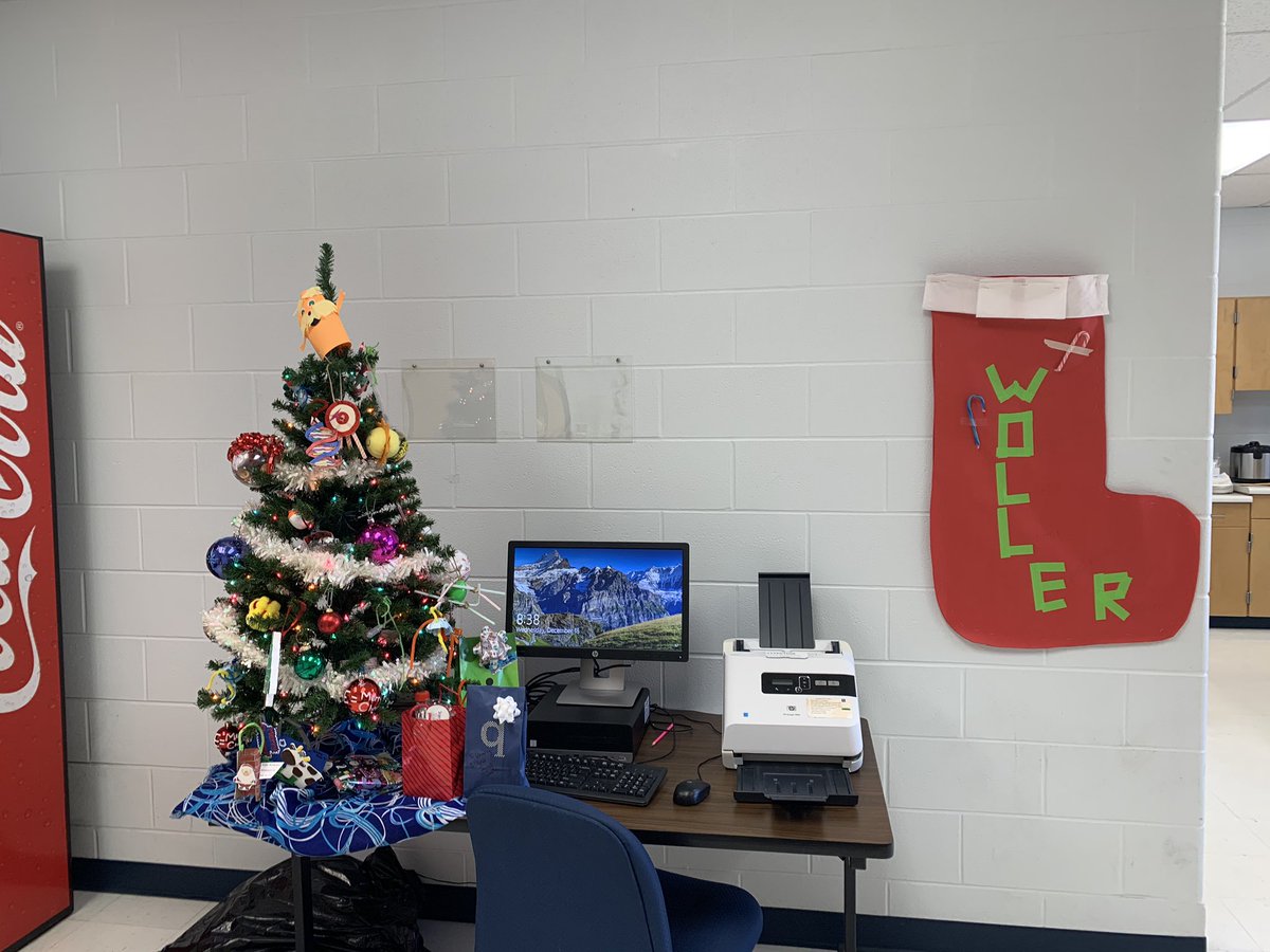 BrandeisSci's tweet photo. Between our holiday tree, secret Santa, and a pot luck the science teachers are in the holiday spirit!  Wishing your family a happy holiday! @NISDBrandeis #twomorewakeups #HappyHolidays https://t.co/9yD387RL19