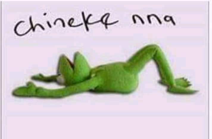 centparrot's tweet photo. I called Mum.
Phone rings; kpuuu kpuuu kpuuu kpuuu
#MomPicks: Chibueze, why are you calling me? Am I your wife?
#Me:👇👇👇😭😭
#37billion https://t.co/InQQXqrBfx
