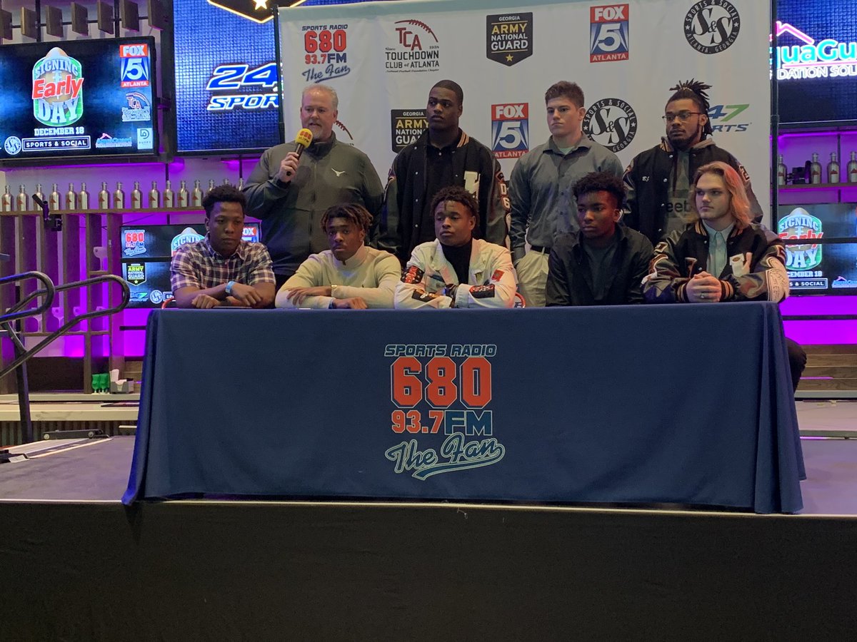 Gates_CassHC's tweet photo. Getting #NSD2020 off to great start for @Kell_Football . This group was “easy”...grades, test scores, character and can flat out ball. #whereitsat @CobbFballFri @AJCsports @Mansell247 https://t.co/eAoafErTEH