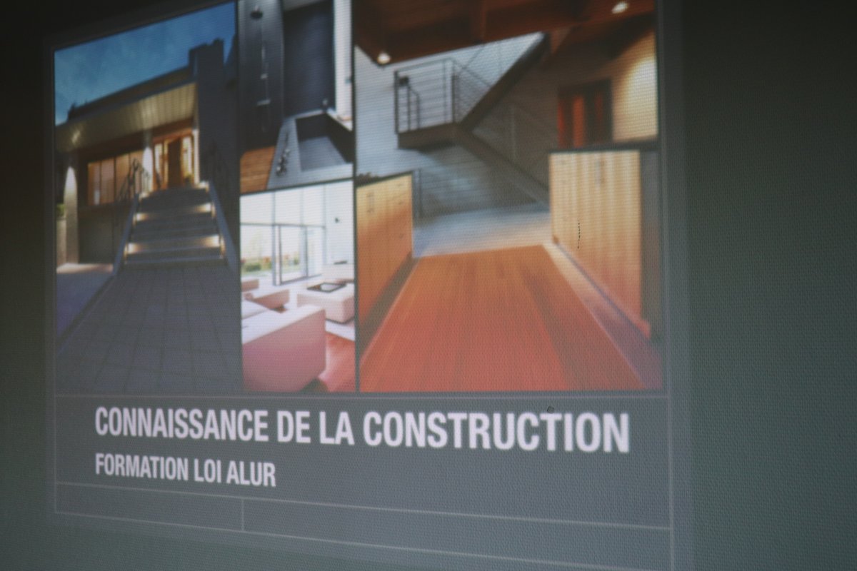 [🔴 EN DIRECT] 12 professionnels de l'immobilier suivent la formation de 2 jours proposée par la <a href="/CCIcharente/">CCI Charente</a>  : Connaissance de la construction et de ses pathologies 🏠