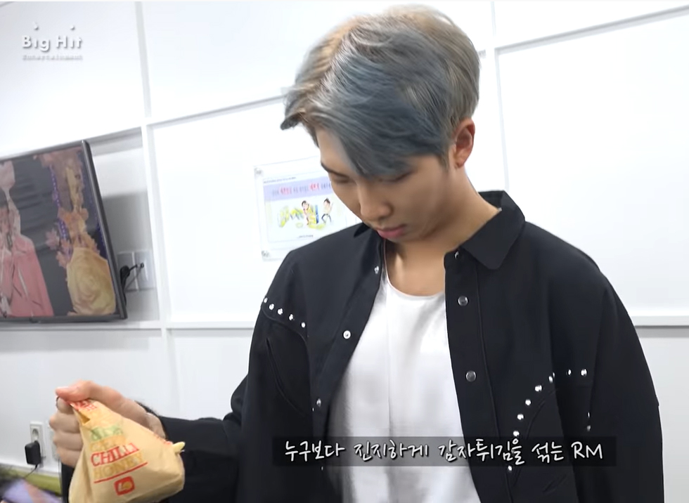 뷔까꿍 ♪ tweet media