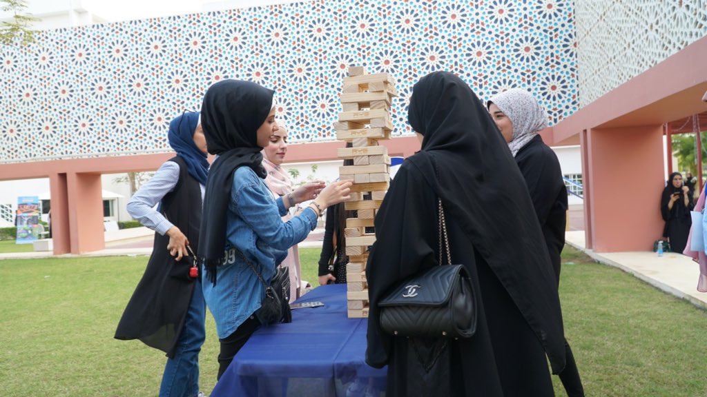 MEC_Oman's tweet photo. Are you #enjoying the 2nd MEC Carnival? 😍👌
#MyMEC #YourMEC #MECEvents 🍱🌏🥢🎖🏌🏻‍♀️🤾🏻‍♂️🎡🏯 https://t.co/81qdWkGIlk