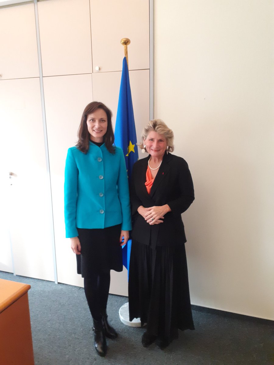 Womens_Forum's tweet image. Une rencontre très constructive autour de notre projet #STEMKEY et des synergies avec la @EU_Commission pour plus de femmes dans les #STEAM