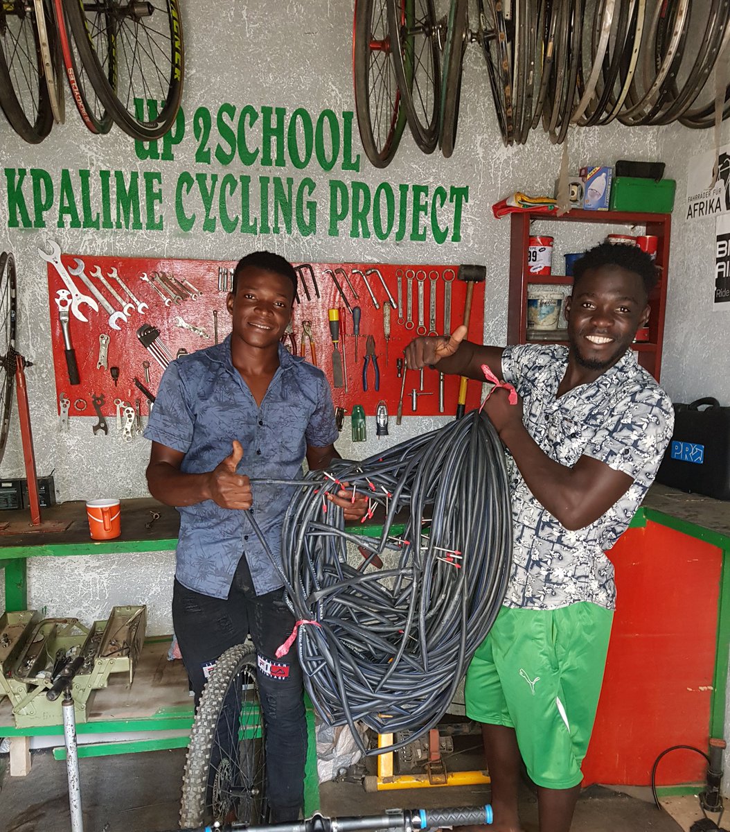 K_C_Project's tweet photo. Merci à @CyclingAfrica pour les 50 chambres à airs qu'ils nous ont offert lors du passage de Jamie pour la formation en mécanique

Nous promettons d'en faire un très bon usage

#togo #kpalimé #donation #teamAfricaRising #biking #tube #thabks #enjoy #teamisteam #Cycling  #cyclisme https://t.co/FsWStGYH9W