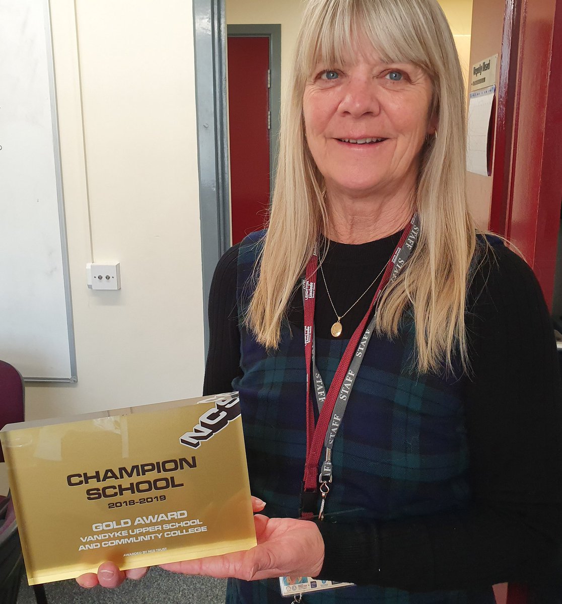 VandykeUpperSch's tweet photo. Well done to Mrs Lord-Webb as she receives a Gold award for the school from the National Citizen Service for last year. This is a fantastic programme for 16-17 year olds to help your community and gain new skills. @NCS https://t.co/ExL6HDp2LF