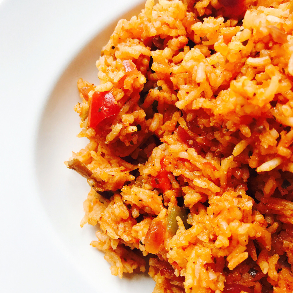 LickYourPlates's tweet photo. 12 Days of Christmas: Nigerian Party Rice https://t.co/uMJJF7AgII https://t.co/1qj4QqhHEL