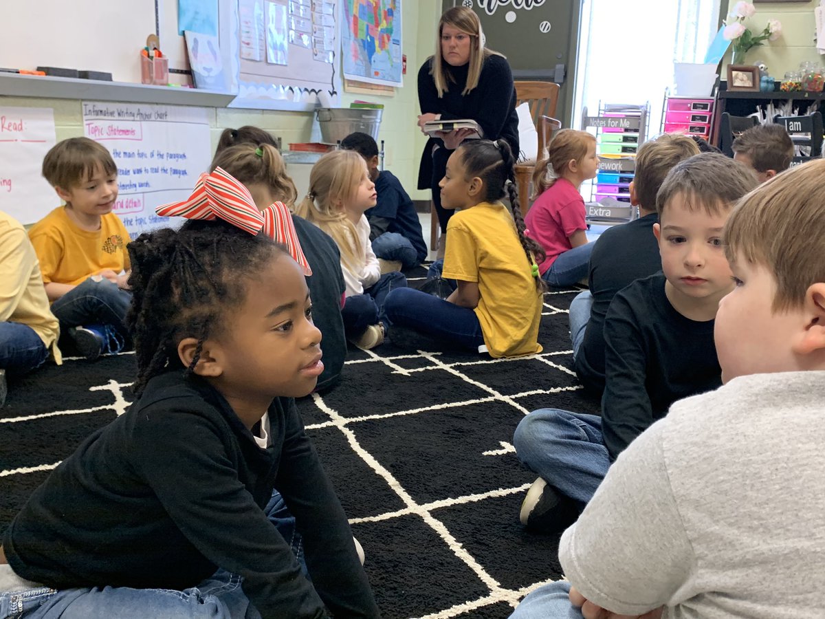 Then Ss talk in small groups, sharing their thinking.Kids pull evidence from texts to support their points. The curriculum’s routines / prompts promote that approach, so the teacher is reinforcing it. You’d be amazed at the insight of these first graders! 18/   #TNBestForAll