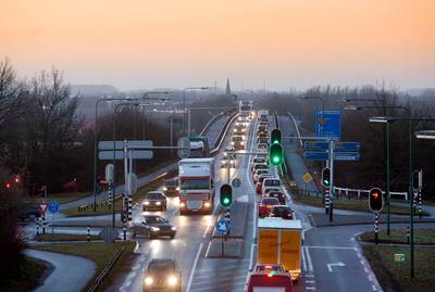 dgrivierenland's tweet image. Advies: Kijk voor verbreden Rijnbrug eerst naar Rhenense kruising
gelderlander.nl/rhenen/advies-…