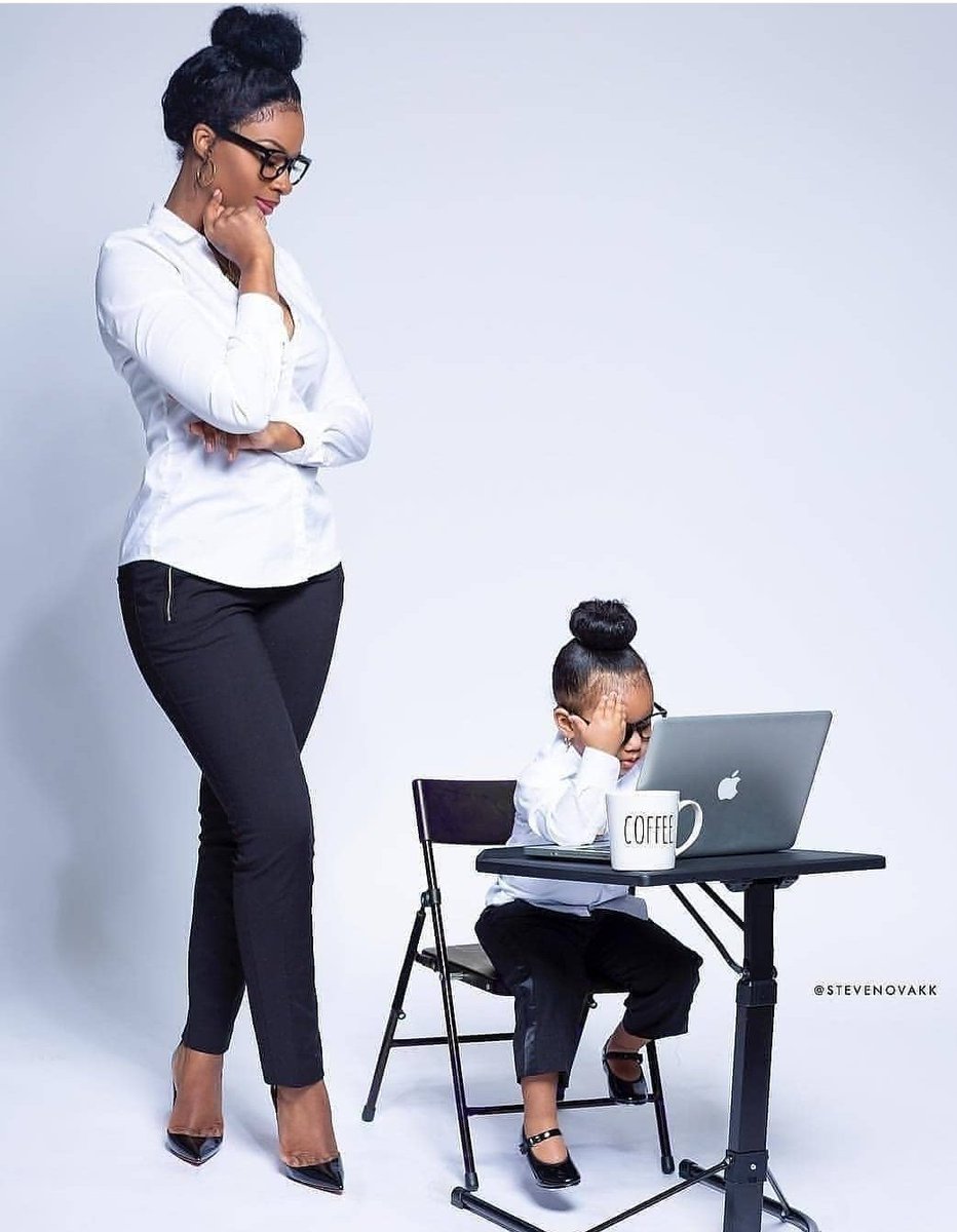 DesigneChi's tweet photo. Vision 20-** 😋😋
@DesigneChi Jnr.😁😁
Powered by: @InnovateChild
Of @iambeeakpan
Enabling growth through skill-based learning
#DesignéChi
#TiCN https://t.co/vYQF8gtL4z