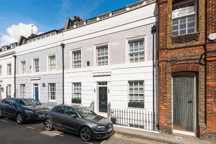 StruttsChelsea's tweet image. Having sold this house for the third time in 17 years, and passing to our lettings team, the property is now let! #teamwork #workingtogether #salesandlettings #chelseasw3
tinyurl.com/ygonll39