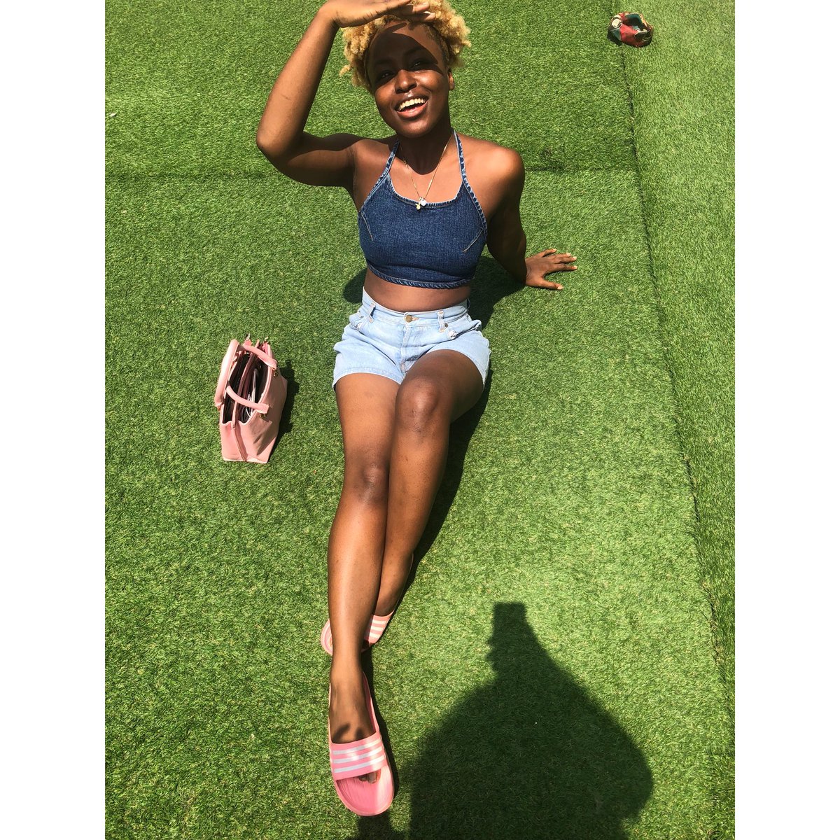 _avuedoya_'s tweet photo. Started the year             Ended the year     like this                                 like this https://t.co/PjTbybmRFq