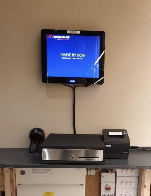 lbsEPOStills's tweet photo. Open just in time for Christmas, the Corn Hall Deli in #Cirencester is using 2 of our Pos15 #Epos screens with scanners, 1 linked to scale. Perfect for weighing their delicious products. ICRTouch @cornhalldelicirencester #cornhalldeli #cotswoldhamper @Tillsdirect https://t.co/eMpHOSkbvJ