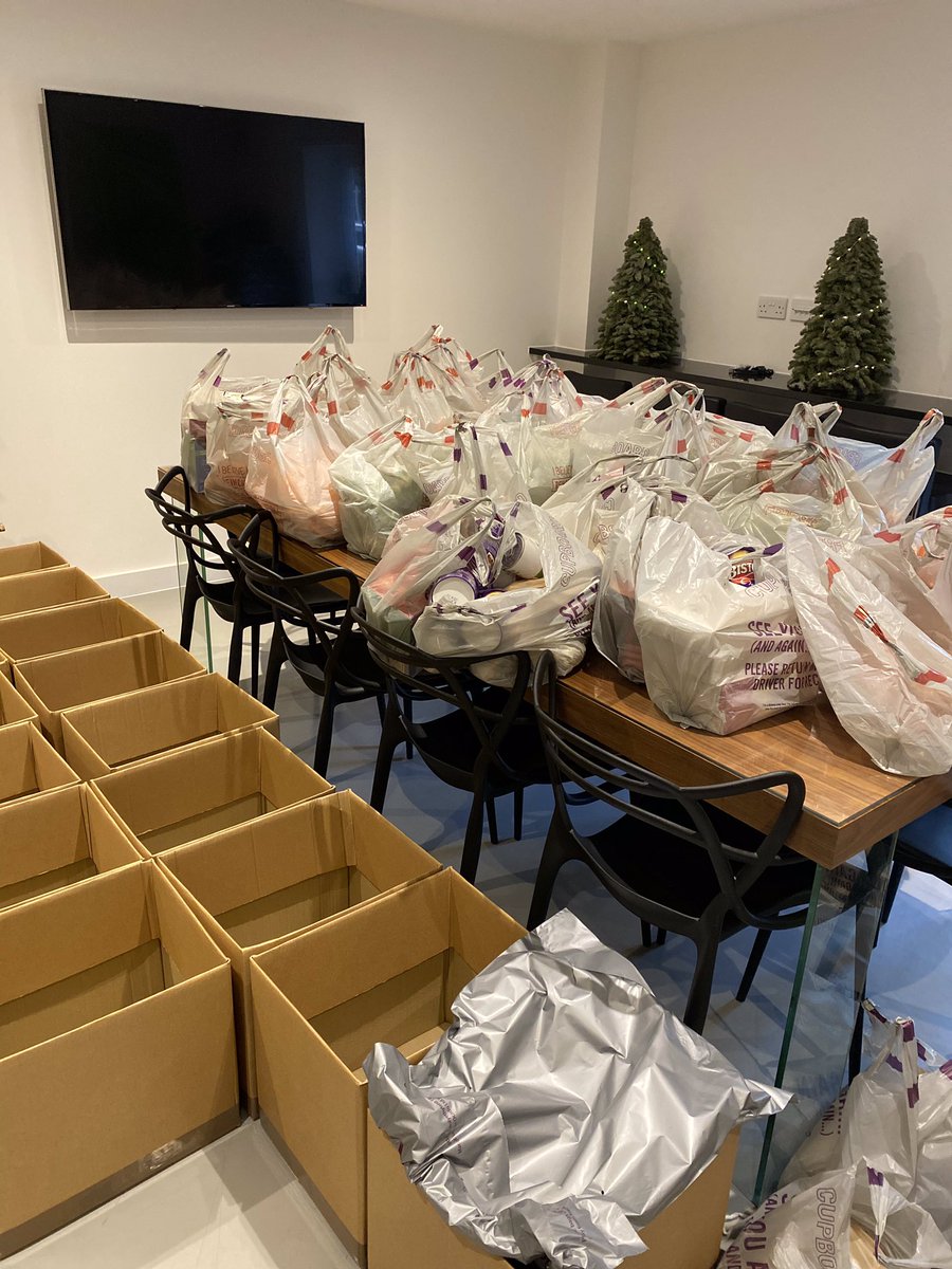 rubicon_ltd's tweet photo. This morning we are preparing Christmas Hampers for our friends at @NourishFoodbank - These guys do amazing work providing food and provisions to individuals and families in crisis #OurTownCares #TunbridgeWells #Tonbridge https://t.co/9jnT810xf8