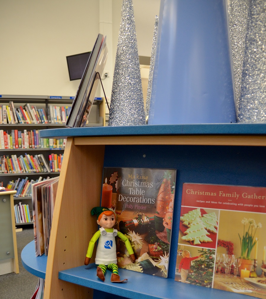 HookedOnMedia's tweet photo. Truro Community Library has some great Christmas books! Ipsum is learning how to make a set of elf table leg covers for Santa's next dinner party.

#cornwallbusiness #digitalmarketingagency #truro #elf #ipsumtheelf #ourgreatlittlecity #trurolibrary https://t.co/nmpjxAnEwl