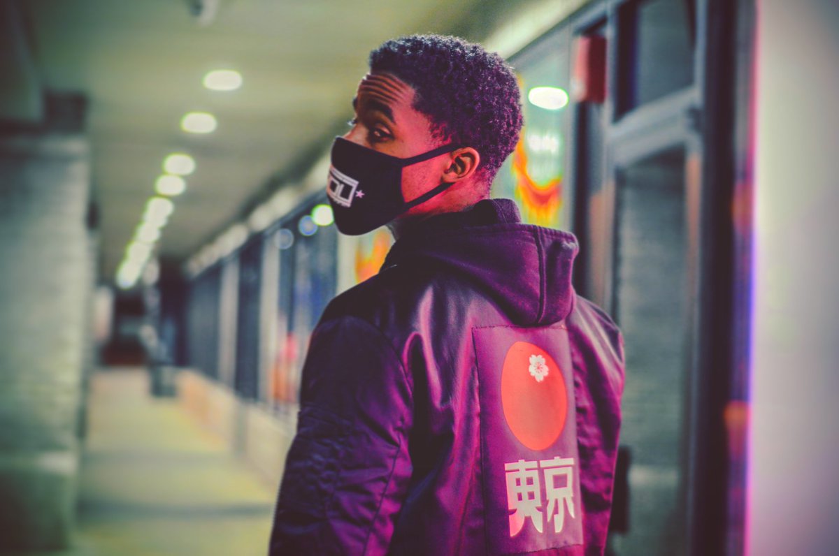IAM_FENIX2's tweet photo. Musically,I took it easy last year... Think I might apply some pressure this time around...😤 https://t.co/1UKItX2Wce