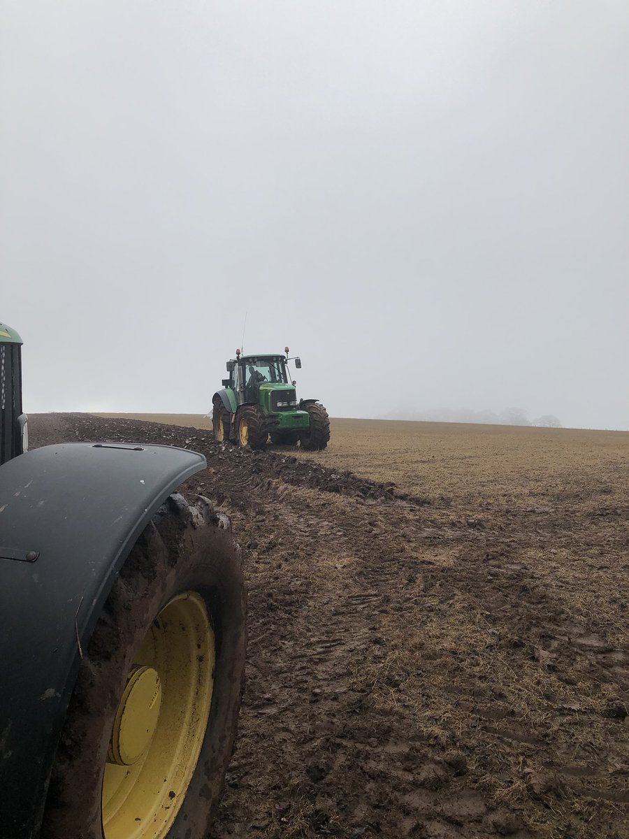 bpjcontracting's tweet photo. Yes its December, Yes its nearly Christmas and Yes we’re barking mad 💦💦 we’ll finish this field this year even if it kills me!! #planting2019 #wheat #farm365 https://t.co/QgF4ckbE8P