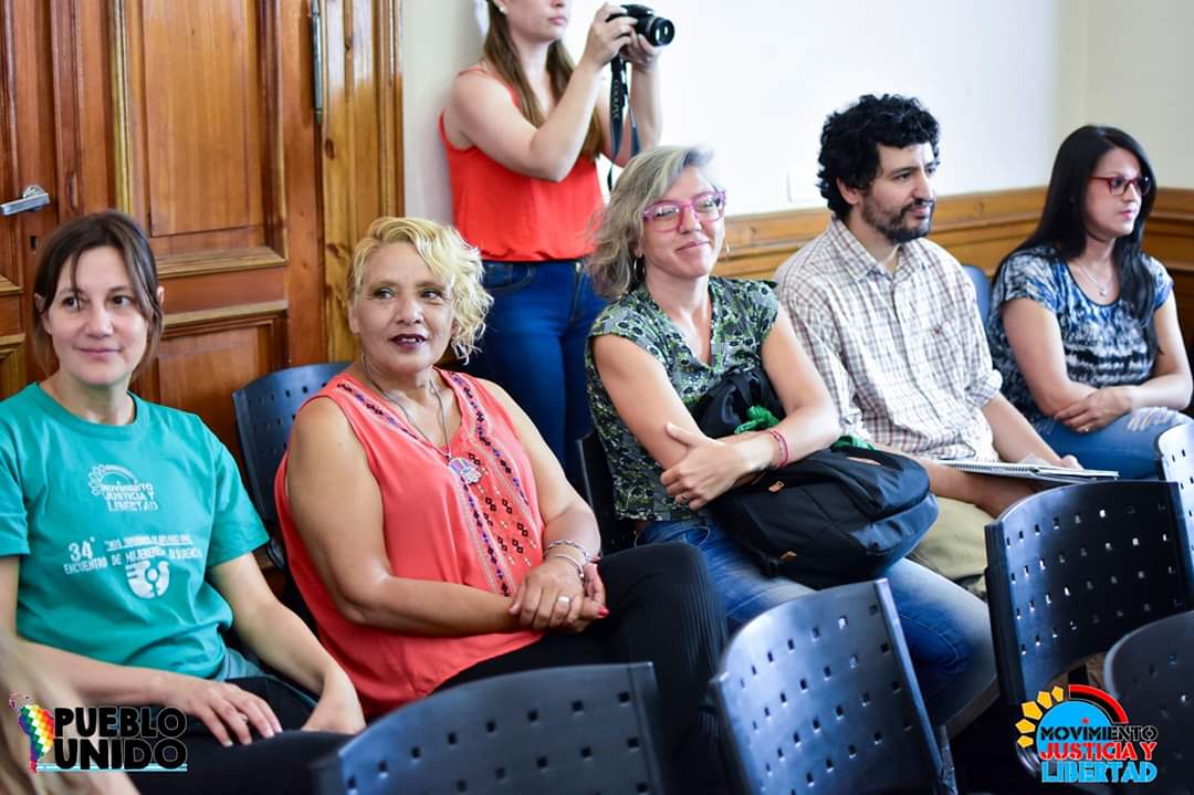 MovimientoJYL's tweet photo. Junto al @consejosociallp y @extension_fce de la @unlp venimos trabajando sobre la situación alimentaria de nuestros barrios.
Ayer hicimos un cierre de año con la idea de generar mas políticas públicas en el 2020
#EmergenciaAlimentaria #EmergenciaEconomica #AlbertoContraElHambre https://t.co/rdurmi4SFa