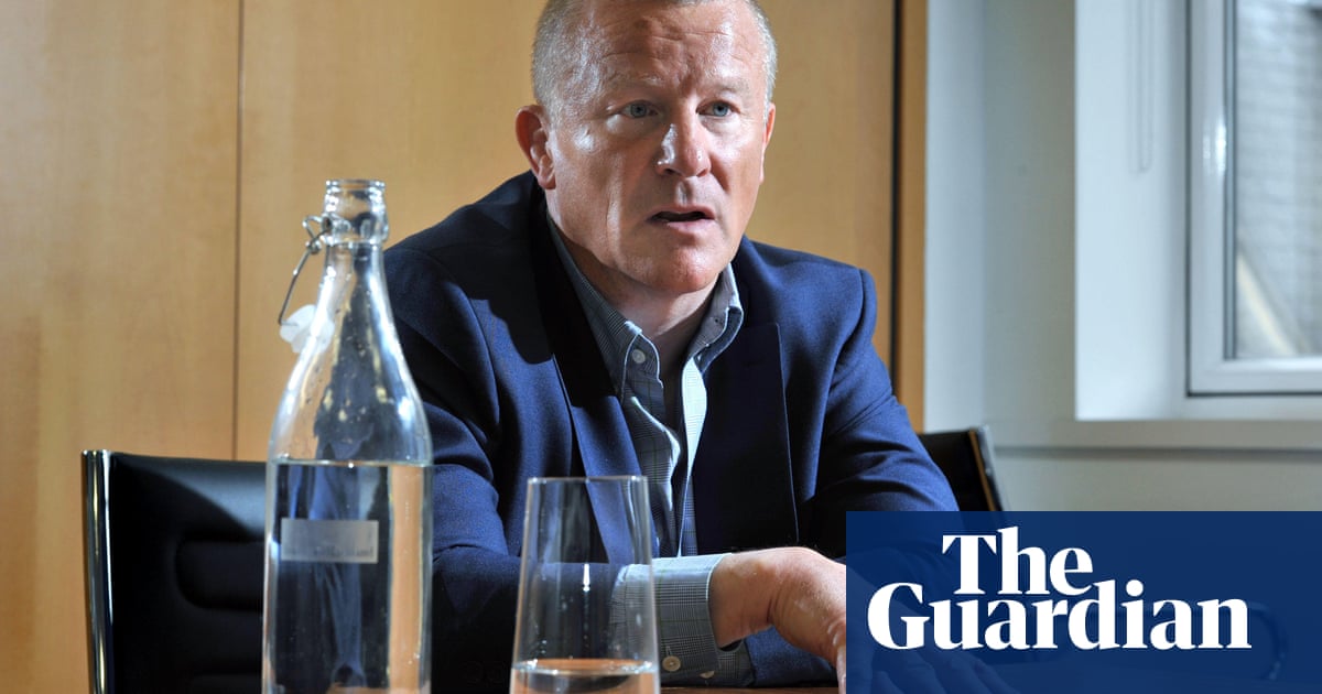 UKFairMoney's tweet photo. Investors could be blocked from pulling out their cash at short notice unless they are willing to take a hit on the value of their investment, the Bank of England has warned.

https://t.co/RoB0yffCyA https://t.co/JDoiSB5QGY