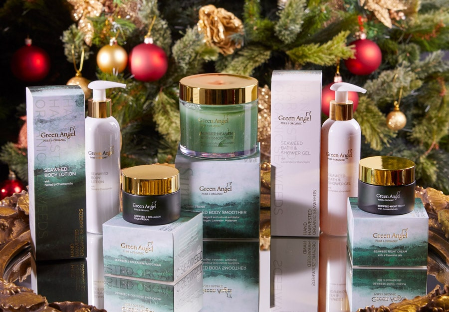 THIS FRIDAY, get yourself Christmas ready with the best of <a href="/GreenAngelSkin/">Green Angel Skincare</a> products from 10am - 4pm 🎁⁠
⁠
#FernhillAthlone #Fernhill #Athlone #GardenCentre #Christmas #GreenAngel #Skincare #Gifts #Presents #ChristmasGifts #GiftSets #Gift #IrishSkincare #GreenSkincare
