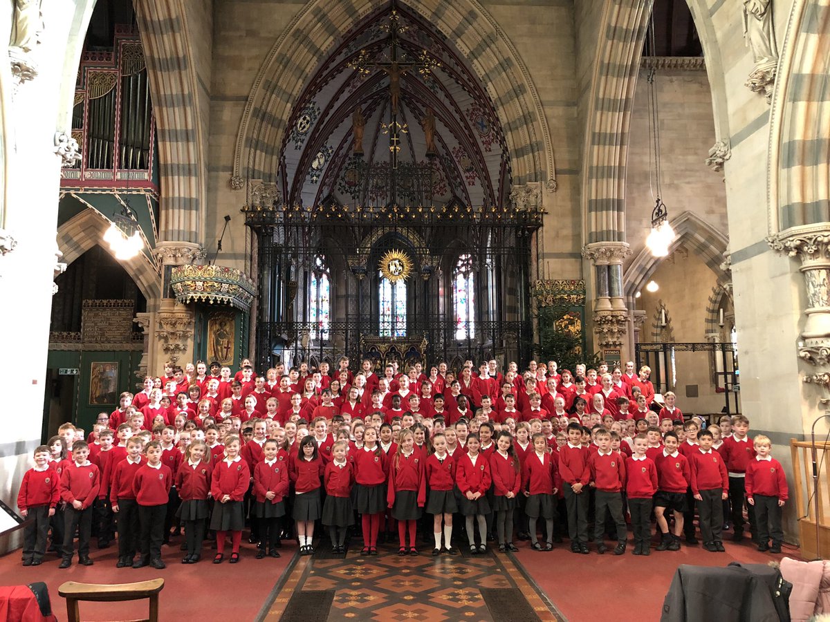 SwindonVillage6's tweet photo. We have had a brilliant morning rehearsing for the KS2 performances today. Looking forward to seeing you all 😊🎄 https://t.co/b1eM4opd5s