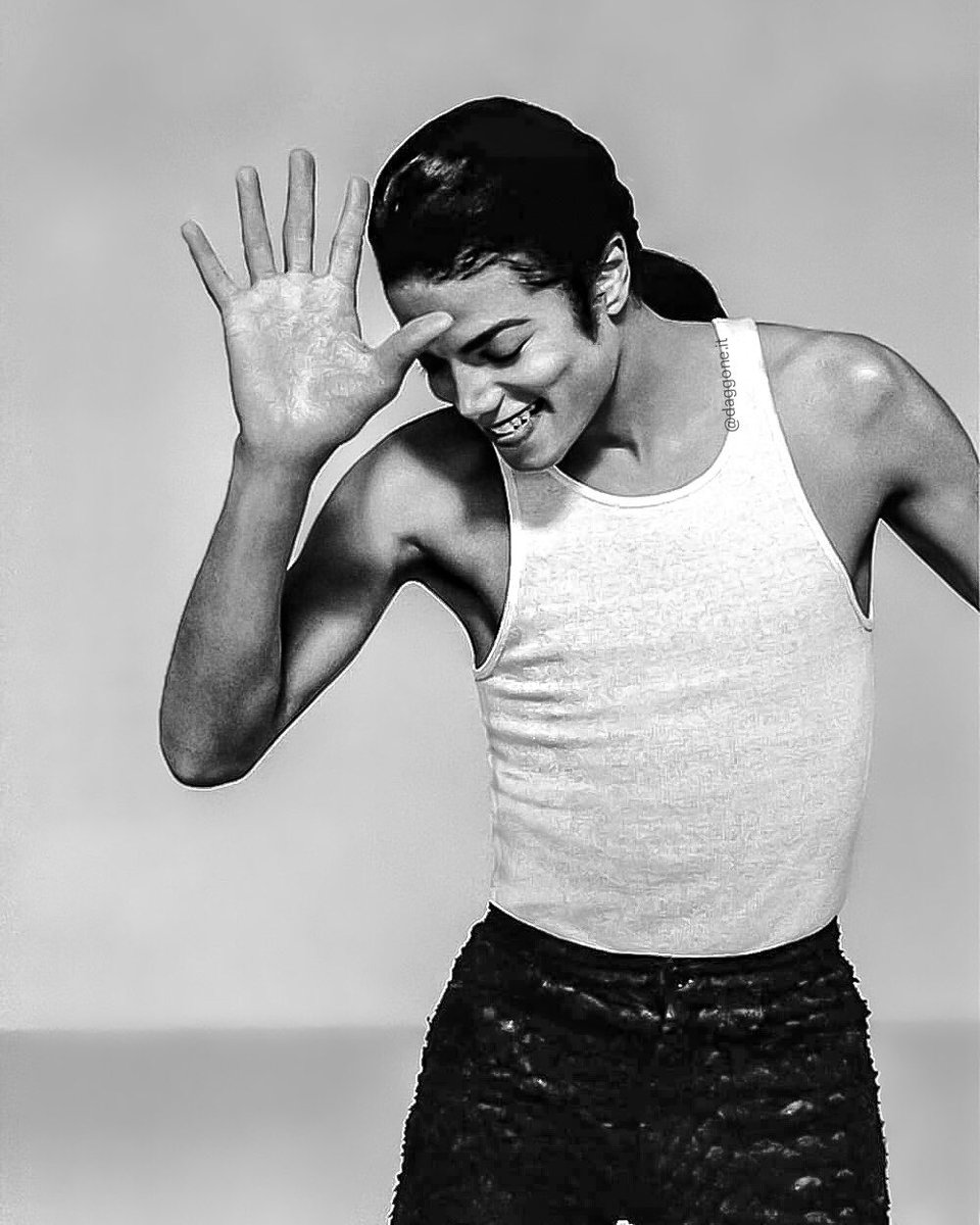 daggoneItt's tweet photo. #MichaelJackson https://t.co/eks2qTnLLJ