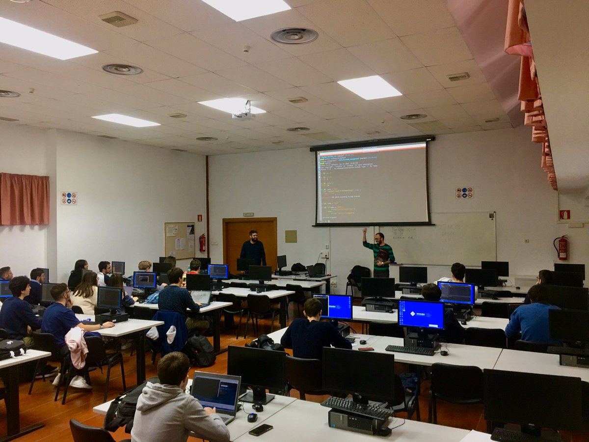 MichelleRebeca's tweet image. @sototan is already recruiting his little army of python programmers #PythonProgramming #PythonDesde0