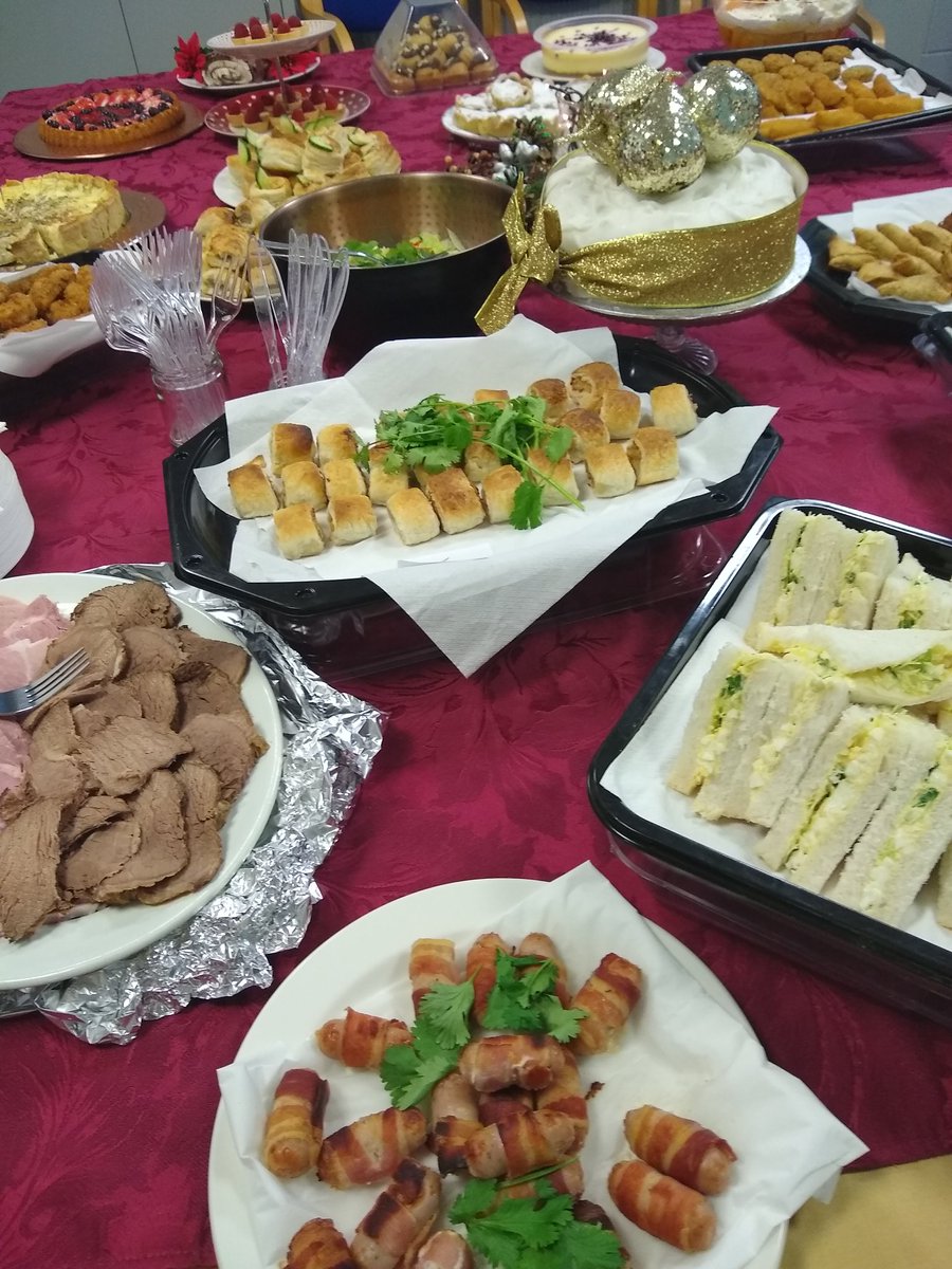 Mettlpt's tweet photo. Almost there, for the first of our Christmas parties for @Mettlpt, with thanks to Sharon for a fabulous buffet @LPTnhs @PatientExpLTHT https://t.co/r4bvIv5GdC