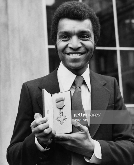 oxley264's tweet photo. Sad to hear of the death of singer,songwriter,actor comedian all-round entertainer Kenny Lynch aged 81.
He appeared in many Variety shows in the 60's had a UK top 10 hit with Up on the Roof made several films and tv shows like The Sweeney and Z Cars.He will be missed by many. https://t.co/T8nlICEftL