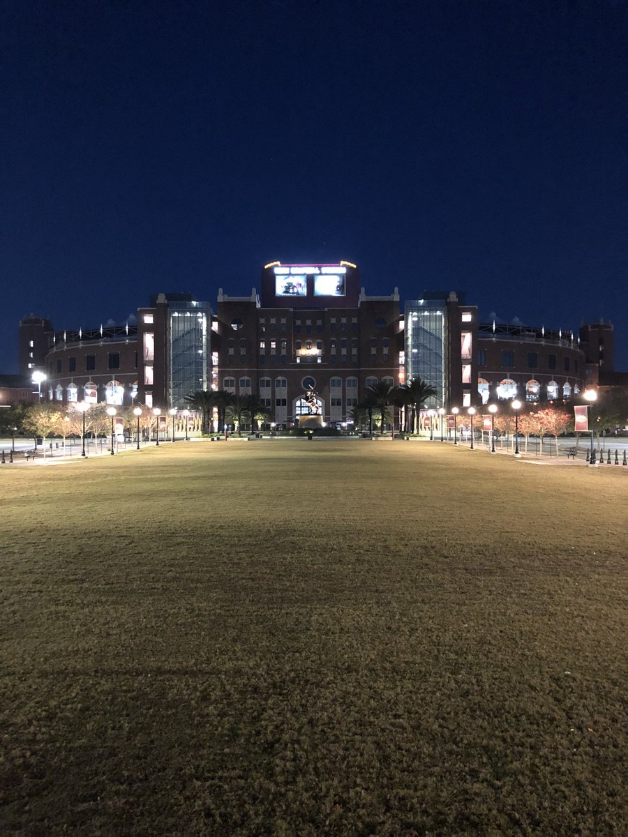 MarioEdwardsFSU's tweet photo. Christmas Has Officially Came Early For The Noles! Let’s Gooo!#EarlySigningPeriod #NoleFam #Working2Win https://t.co/HfJibHGq1q